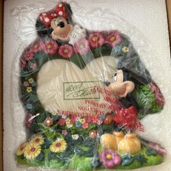 Mickey & Minnie Heart Resin Frame