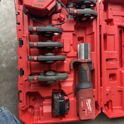Milwaukee M18 Force Logic Press Tool 
