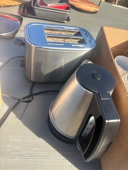 Free kitchen utensils, toaster, and kettle today