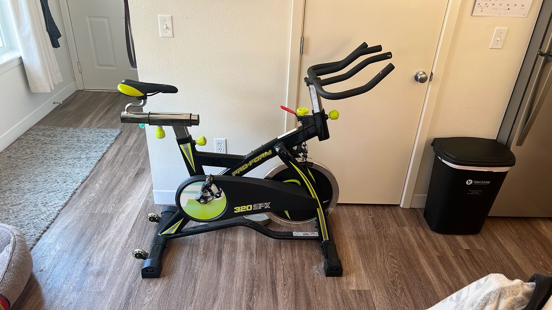 Stationary Bike Pro Form 320 SPX