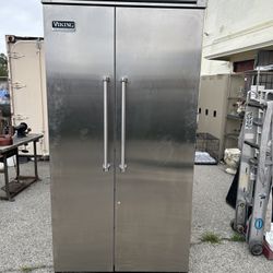 Viking Refrigerator