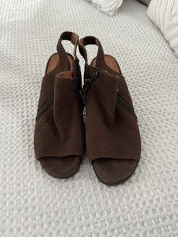 Kenneth Cole Brown Leather Gentle Souls Heels