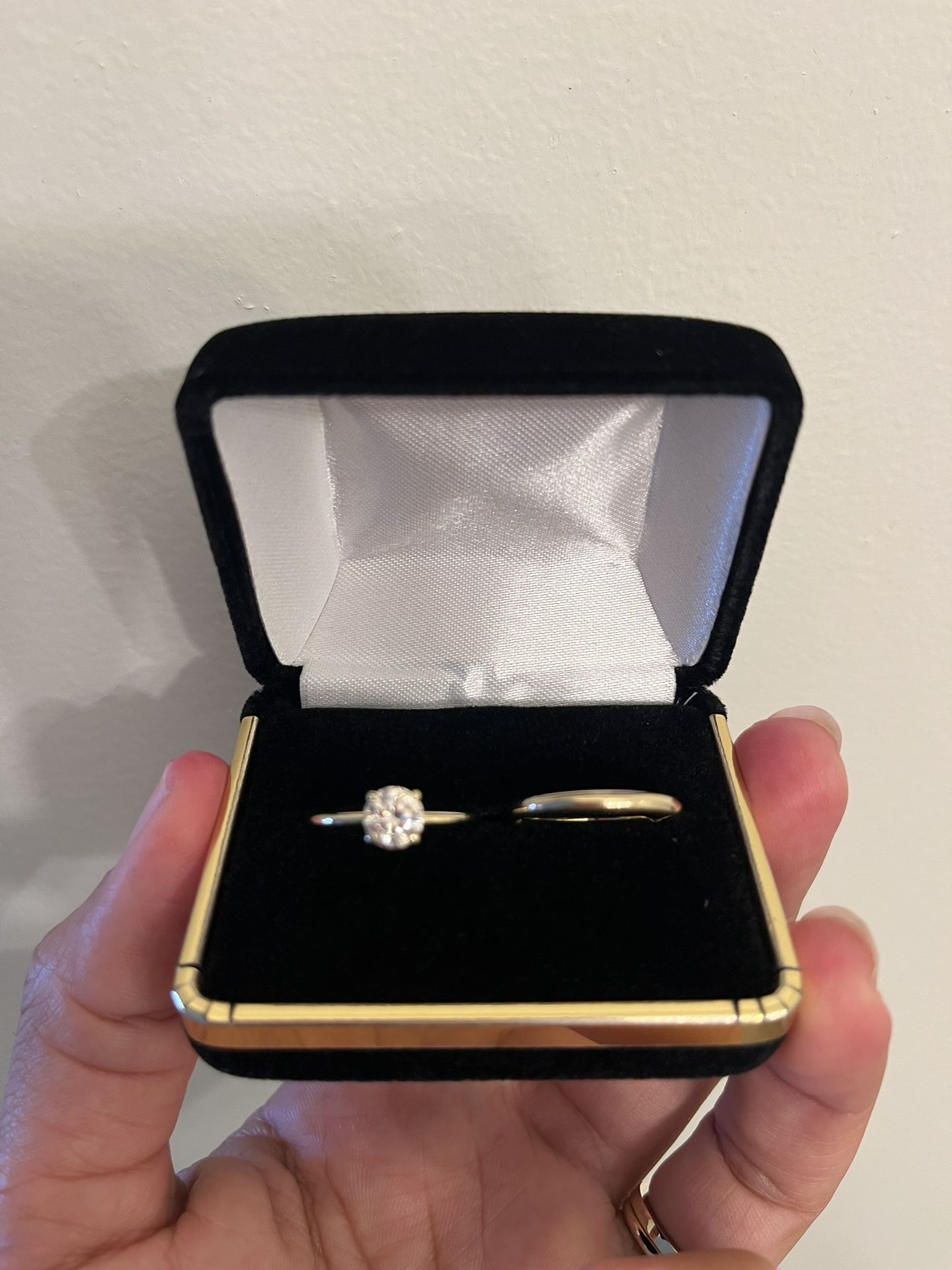 Engagement Ring And Band Set