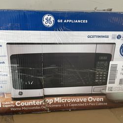 GE 1.1 Cu. Ft. Capacity Countertop Microwave Oven