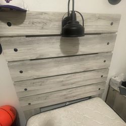 Kids Twin Bed frame & Mattress 