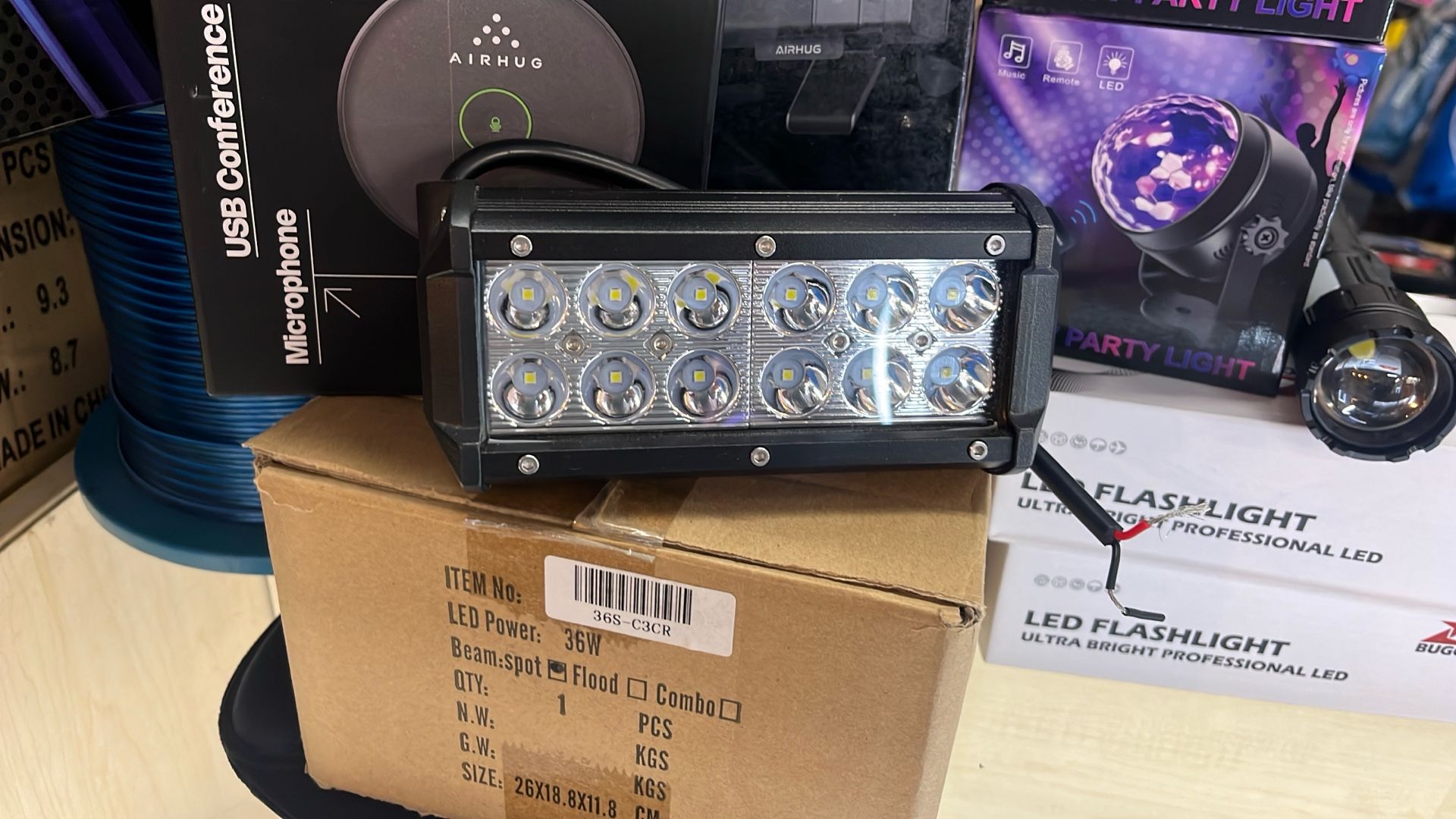 Led Bar 8” Sets Of 2 In Box With Bracket.