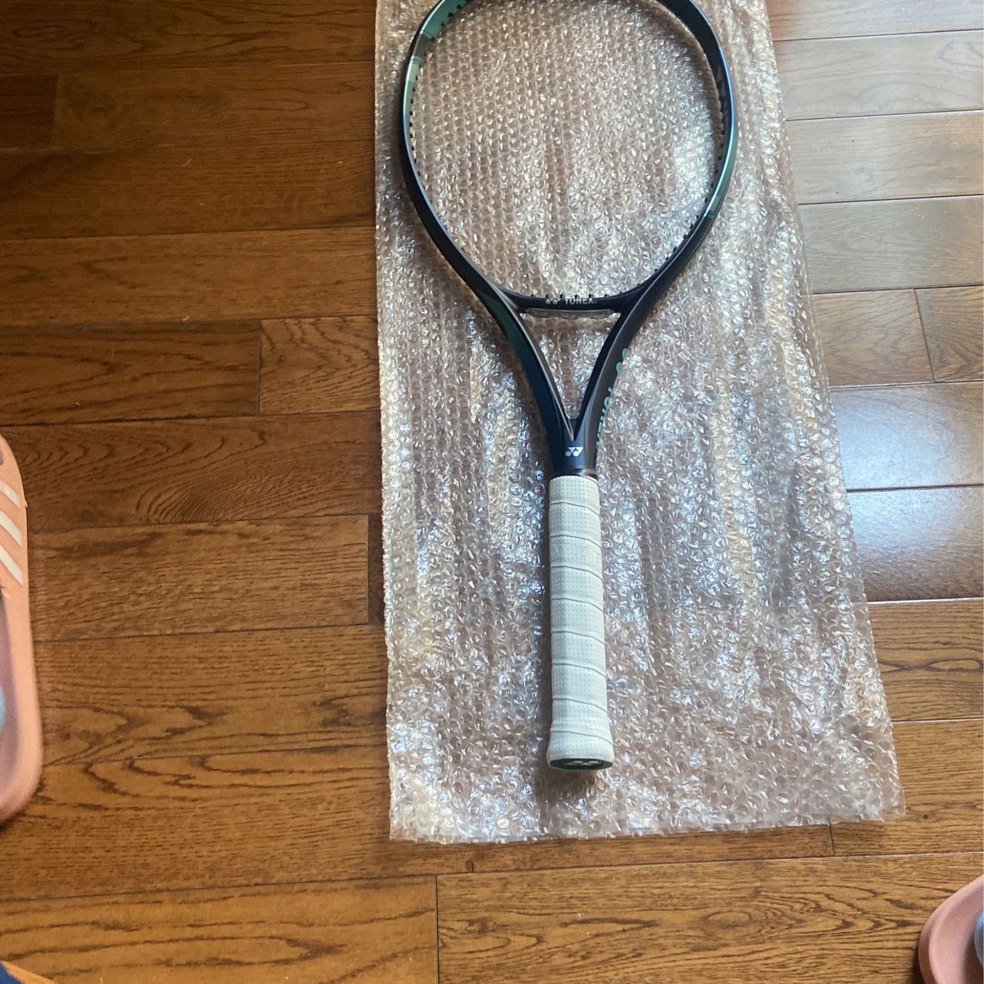 Tennis Racket 