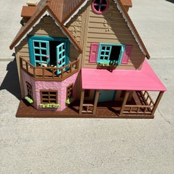 Mini Doll House