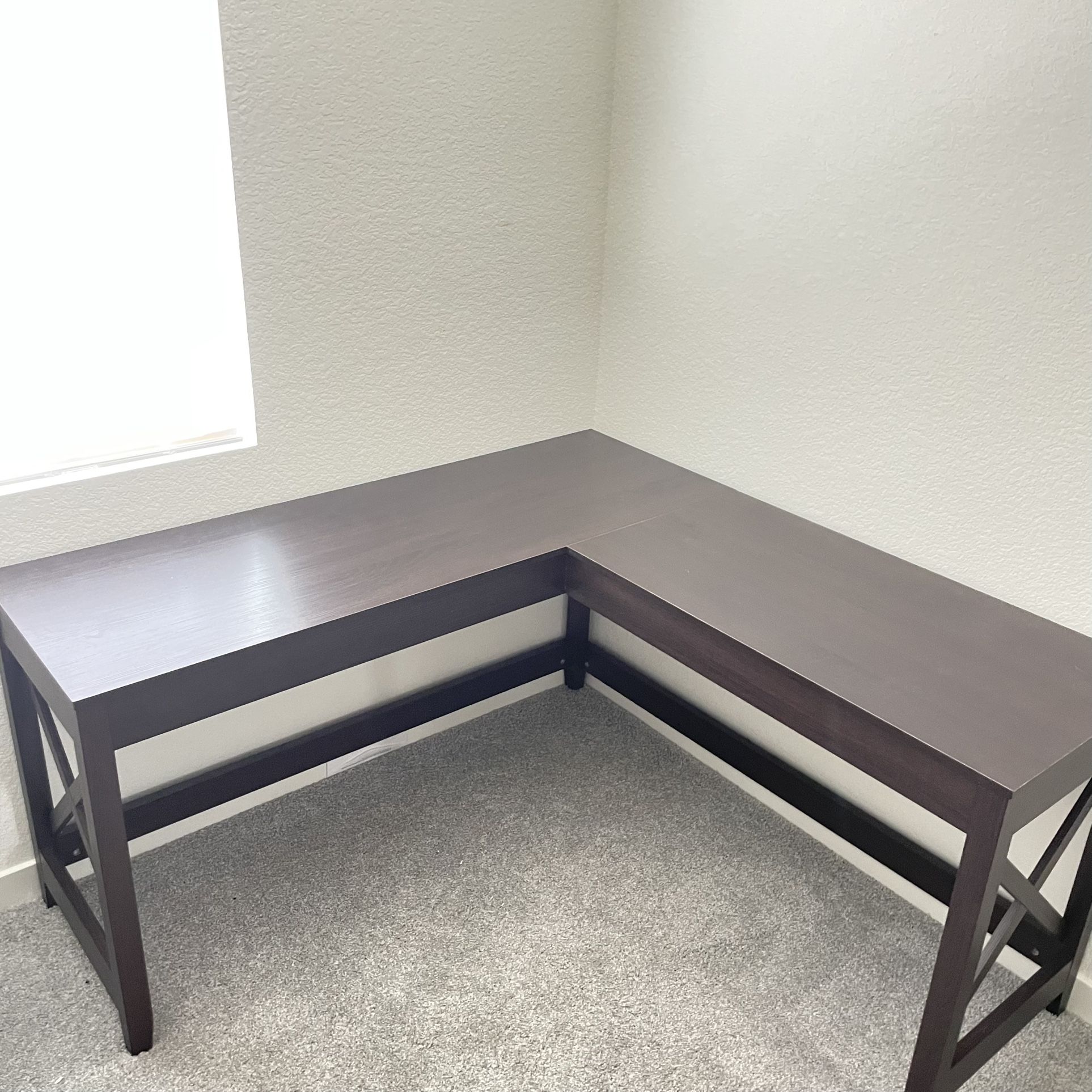 Brand New desk