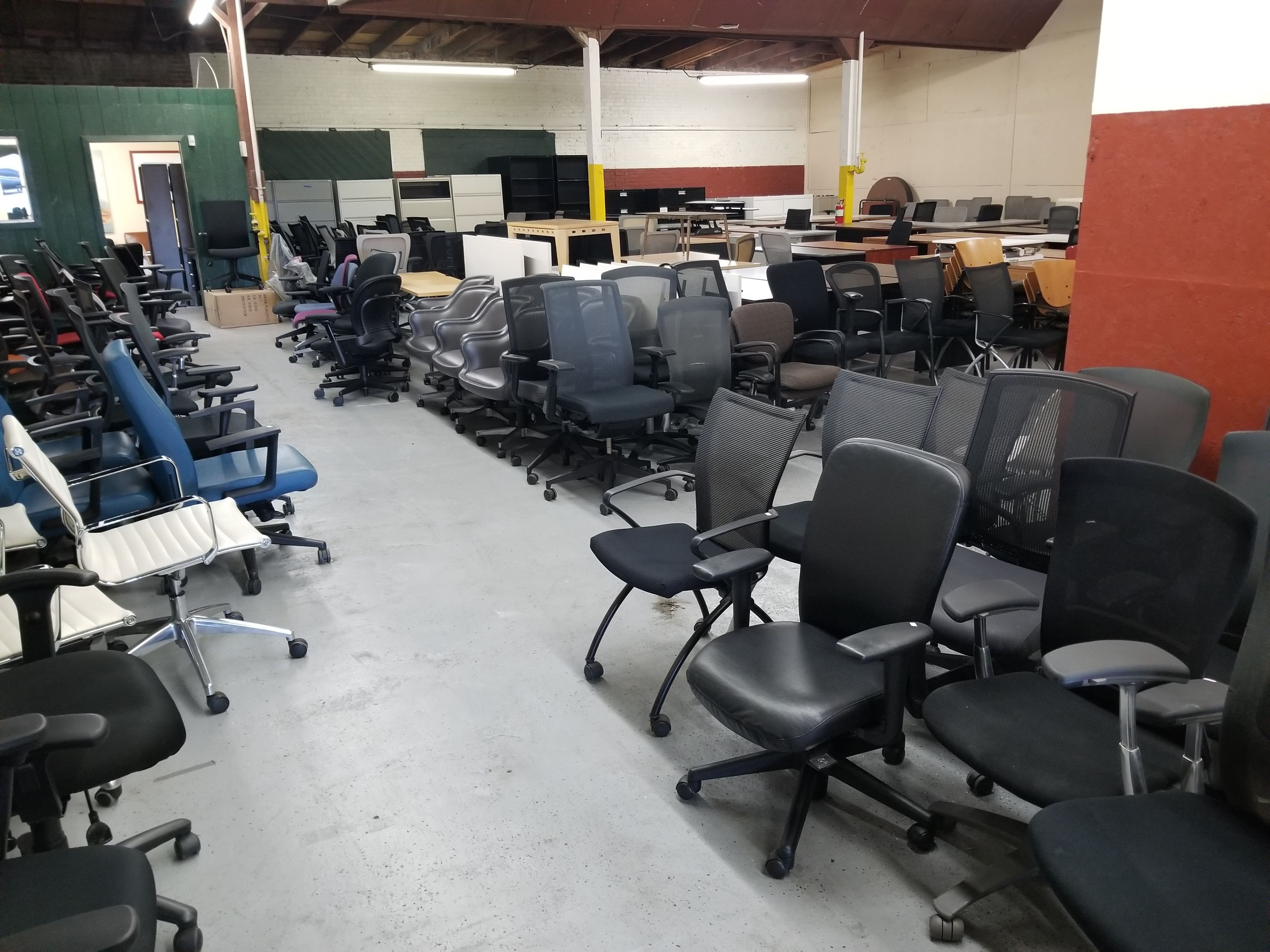 OVER 1000 OFFICE CHAIRS TO CHOOSE FROM -can deliver-