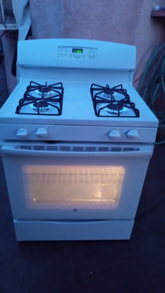 Stove / Estufa General Electric De Gas ( Free Delivery 🚚