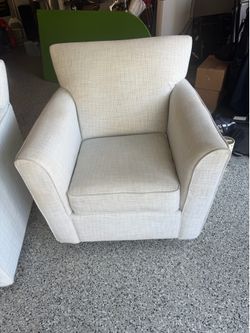 white lazy boy swivel chairs