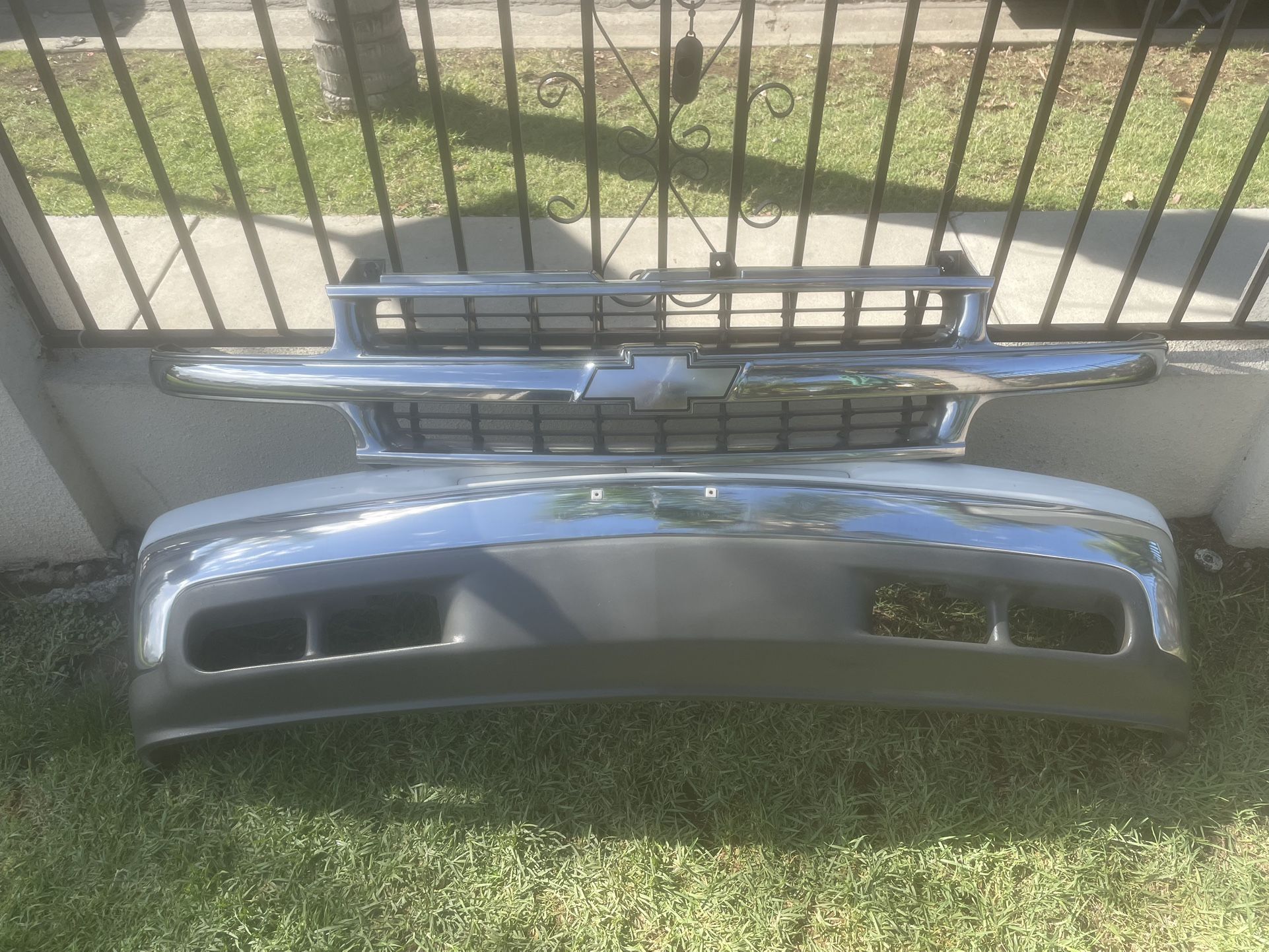 Chevy Silverado Tahoe Suburban Front End 
