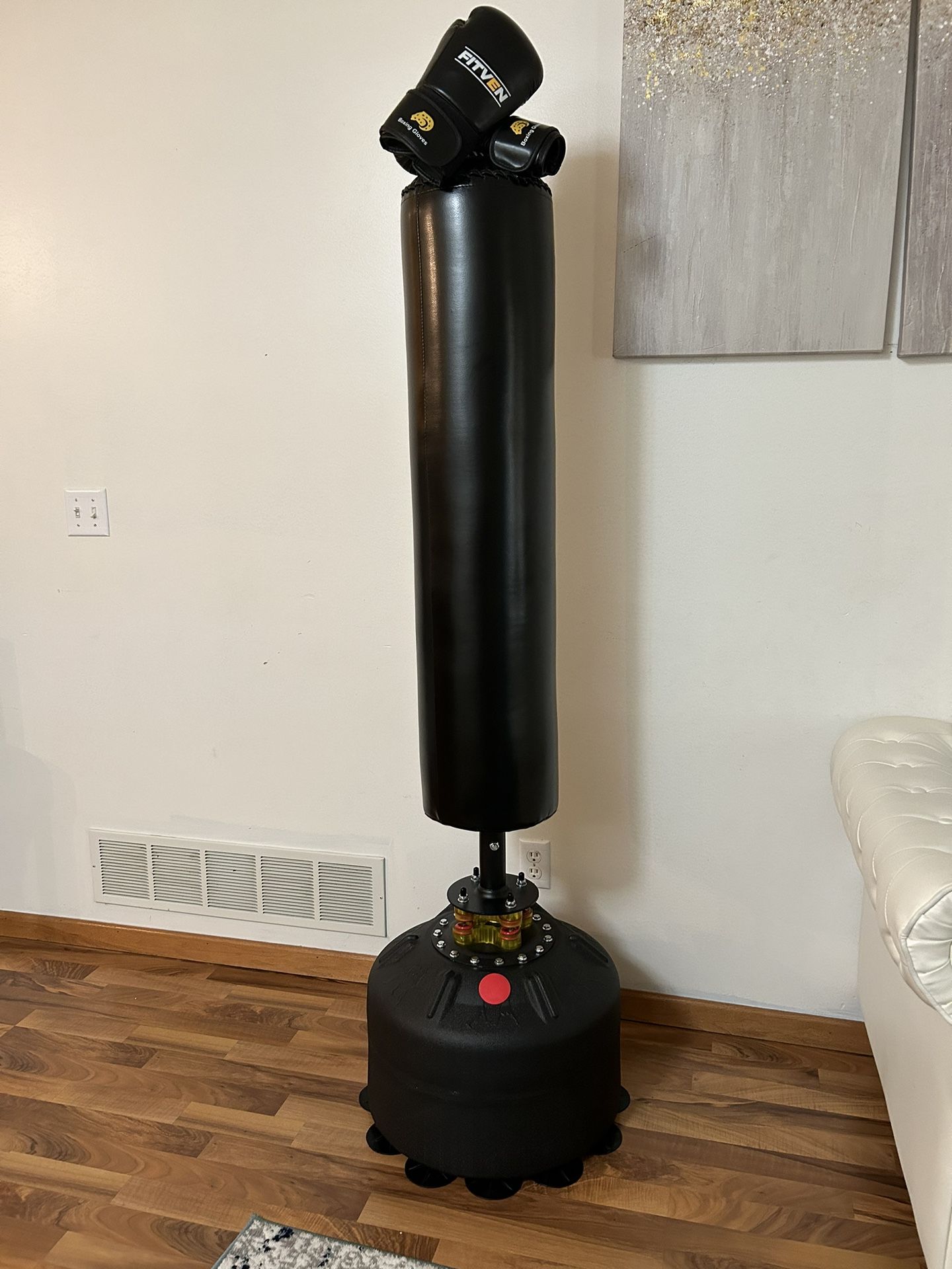 Freestanding Punching Bag with Boxing Gloves *BRAND NEW*