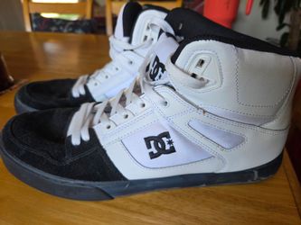 Men's DC shoes