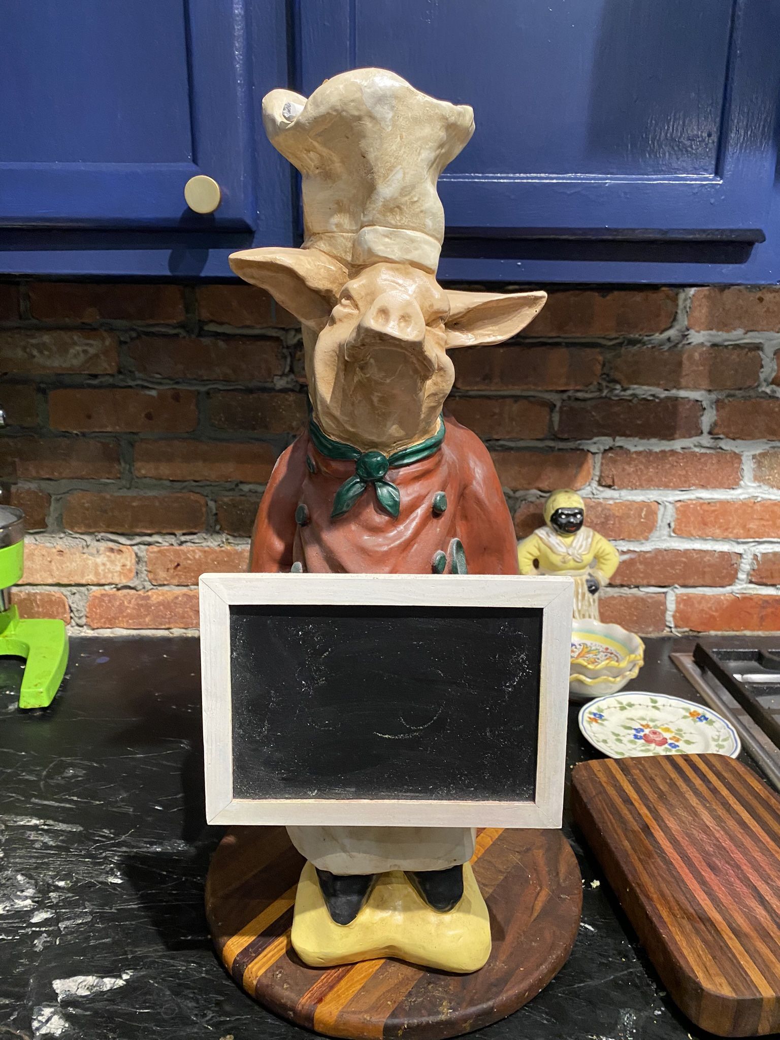 Williams Sonoma Pierre Pig Menu Holder Chalkboard Kitchen Pig