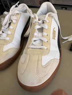 Puma tennis shoes