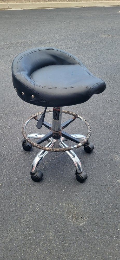 Adjustable Bar Stool