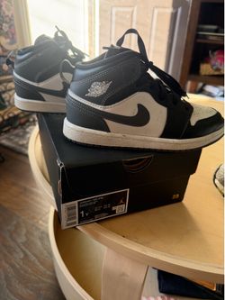 Kids Nike shoes