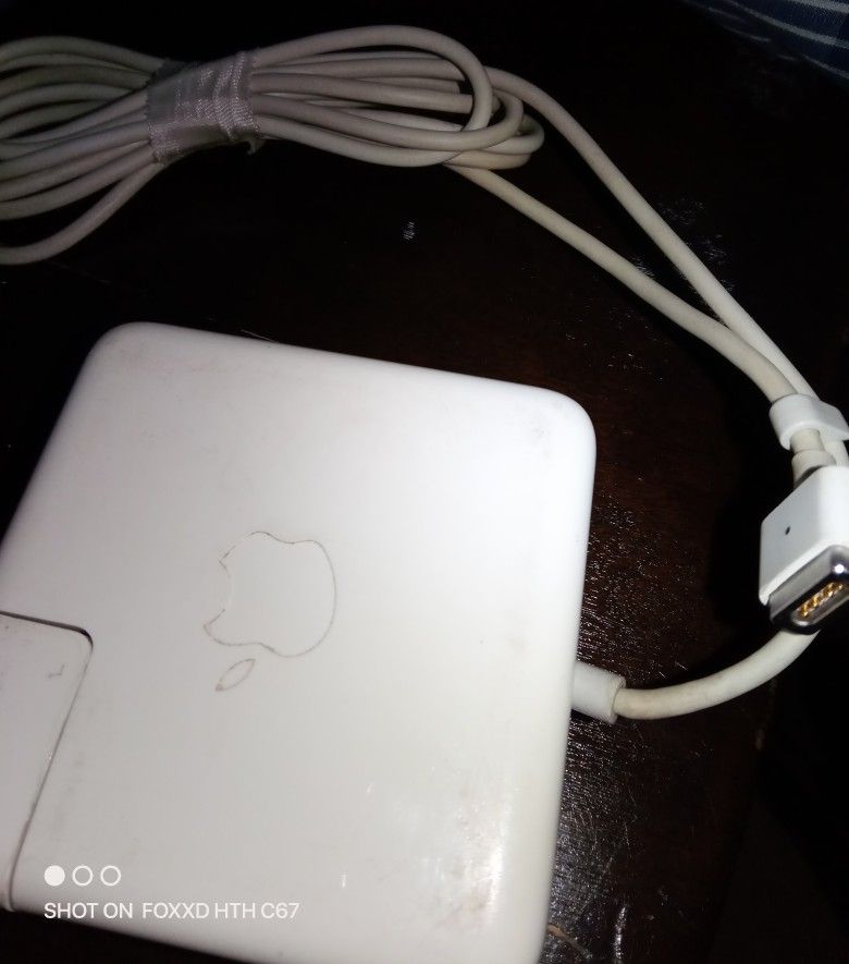 Macbook Pro 85W L-Tip MagSafe Power Adapter Charger Apple