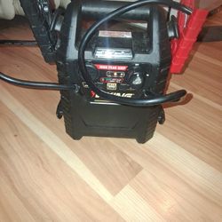 Viking 1000 Peak Amp Jumpbox