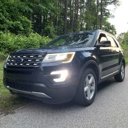 2016 Ford Explorer