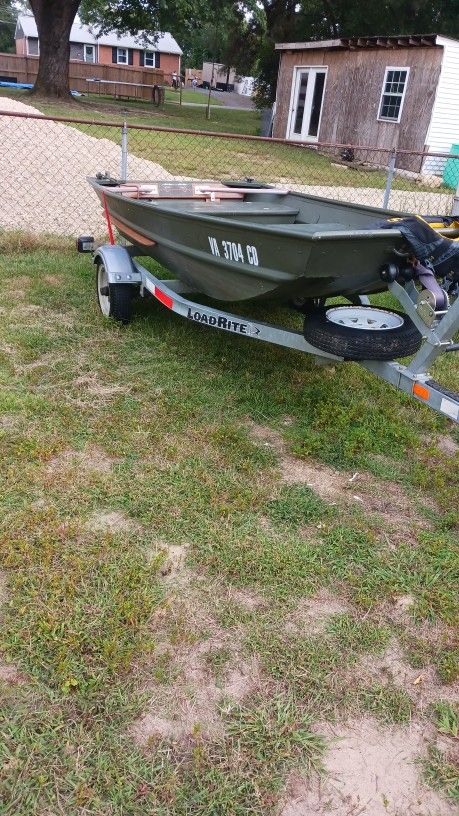 10 Ft Jon Boat & Trailer 