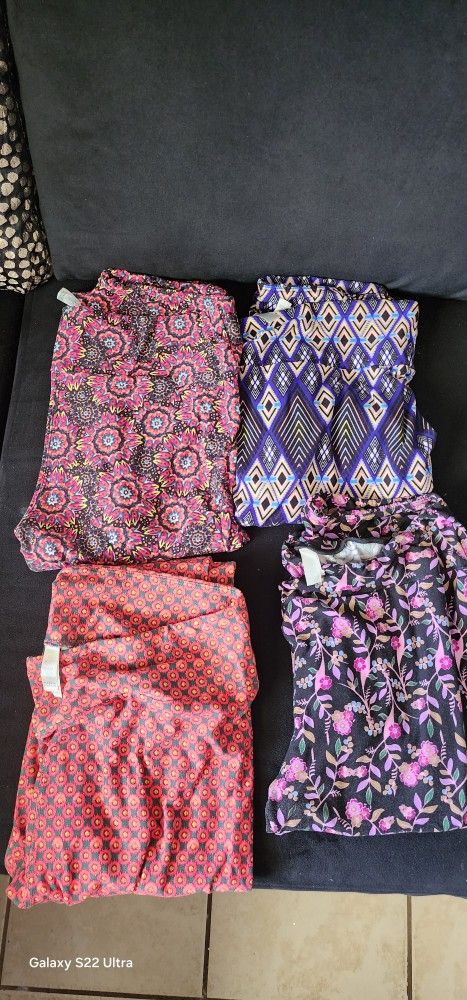Lularoe Leggings And Tops