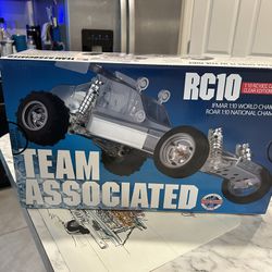 Associated Rc10 Classic Clear Edition