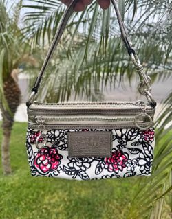 Coach Poppy Floral Graffiti Wristlet