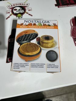 Mini Pumpkin Waffle Maker