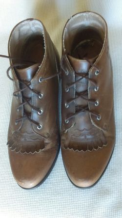 Women's Ariat brown leather kiltie lace up Western work roper boots distressed size 7