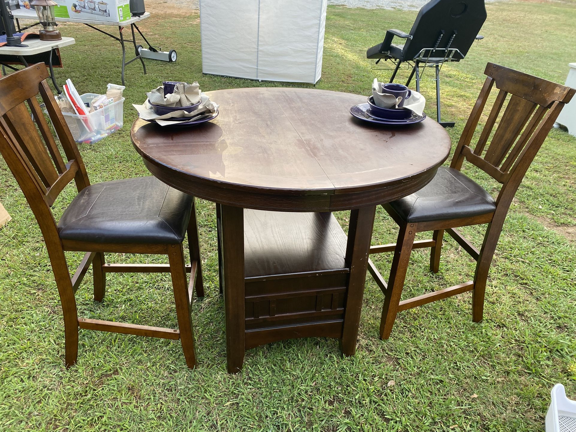 Small Bar Height Table With 2 Chairs