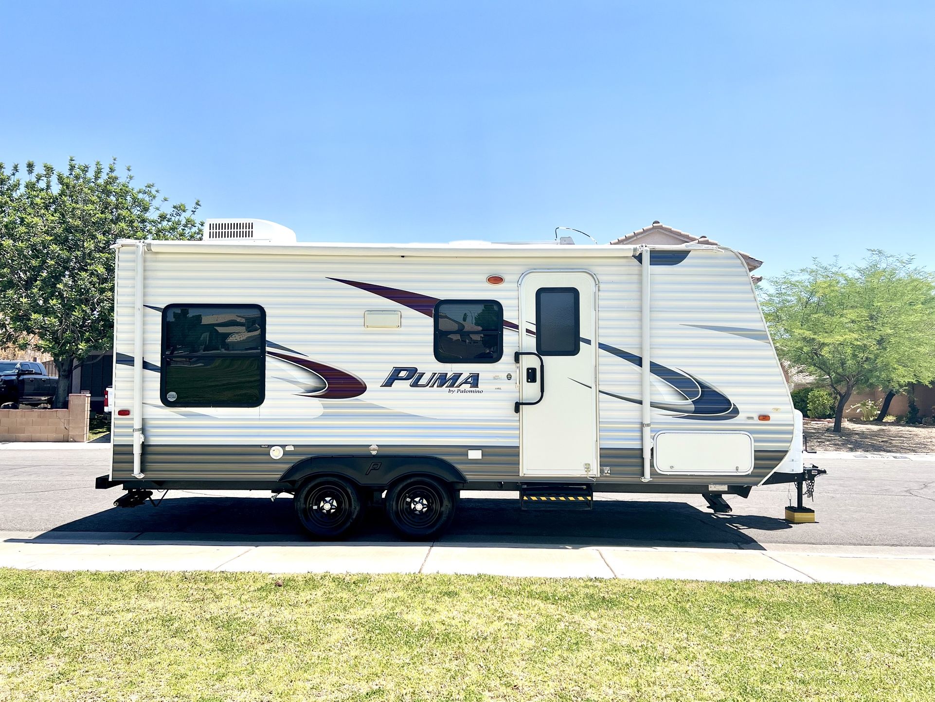 2012 PUMA TRAVEL TRAILER 24’ MUST SELL