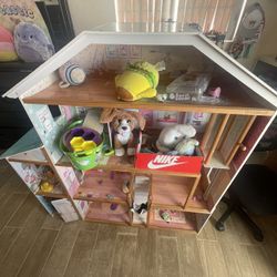 Doll House 