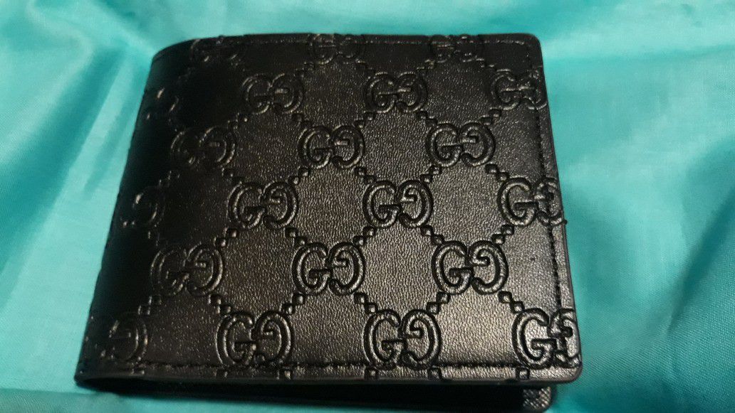 Gucci Mens Bi Fold Wallet