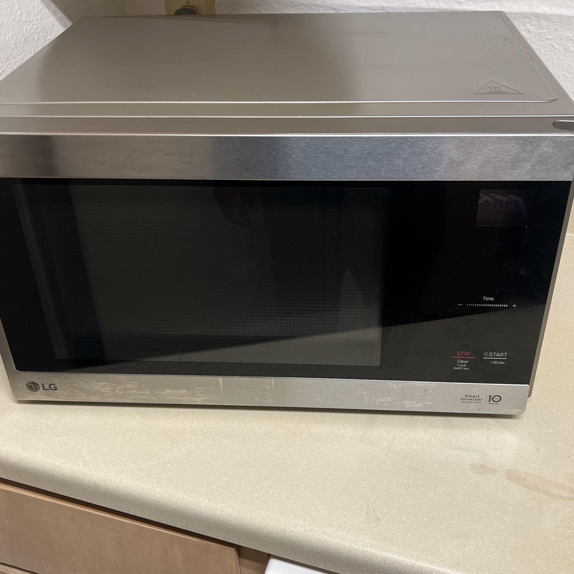 LG microwave
