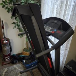 Treadmill 