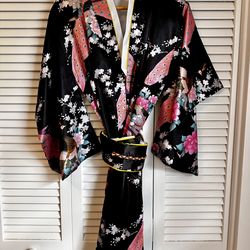 Kimono - Girls  size 8-9