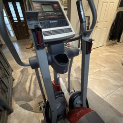 freemotion intermix acoustics 2.0 elliptical