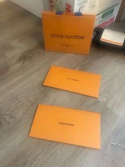 Box LOUIS VUITTON box