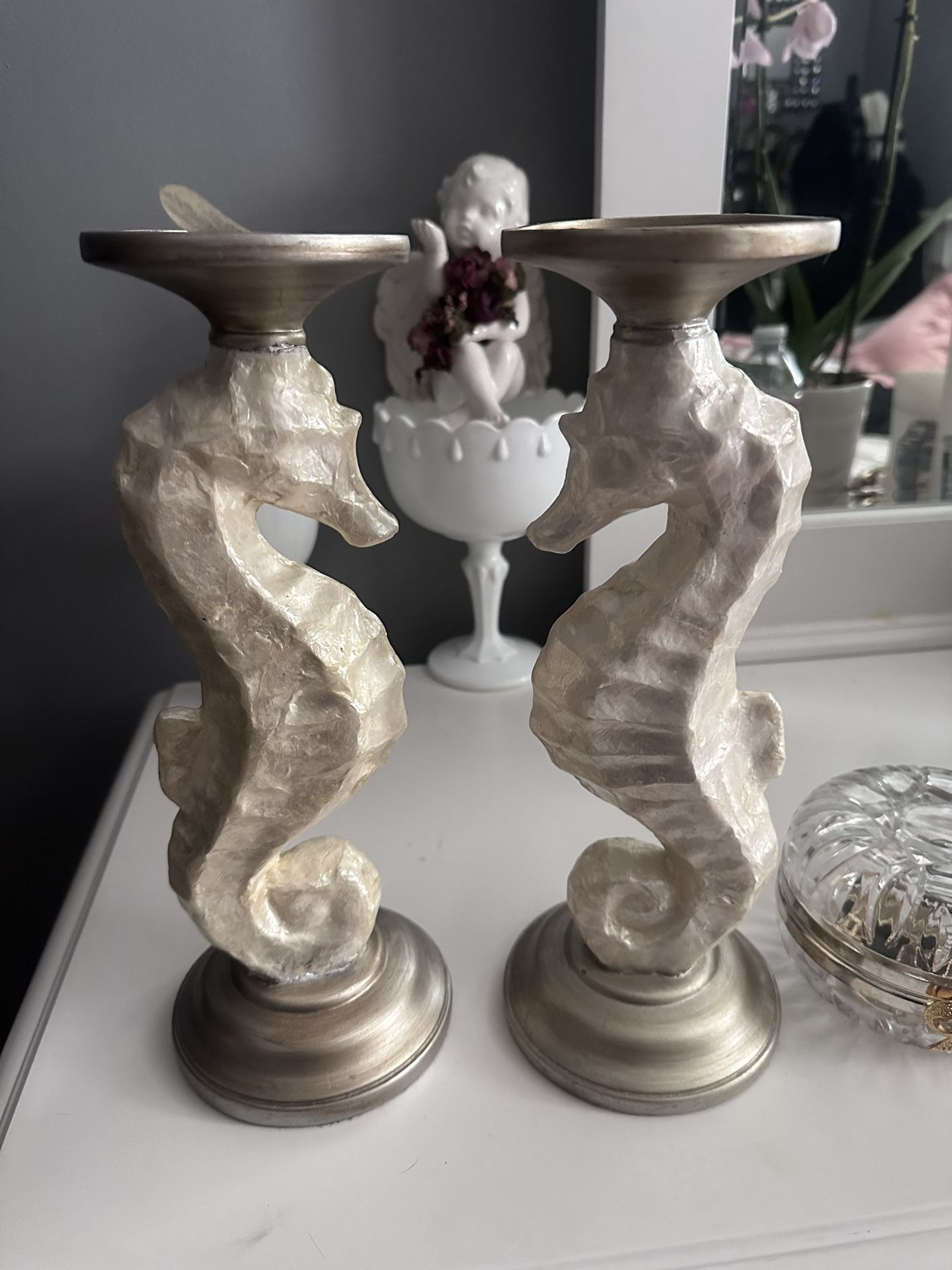 Seahorse Mother Of Pearl/gold Set of pillar candle homdelders