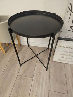 Black Round Metal Side Table / End Table