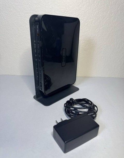 Netgear N600 Wireless Dual Band Gigabit Router WNDR3700 Wifi Internet
