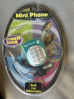 Cyber Gear Mini Phone with Headset
