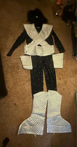 KISS lead singer Ace Frehley Halloween costume with wig