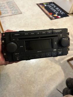 2005 dodge ram 1500 stereo