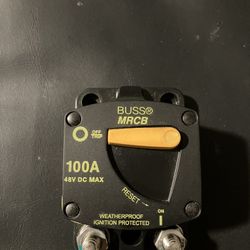 100 Amp Wall Mount Breaker 