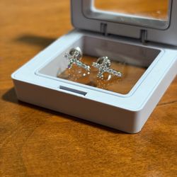 VVS1 Moissanite Stud Earrings With 925 Sterling Silver UNISEX (screw back style)