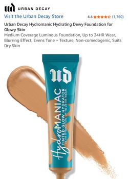 Urban Decay Lightweight, dewy foundation with buildable, medium coverage. Hydrating formula leaves a luminous, natural finish. Evens skin tone and blu